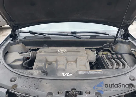 2013 Cadillac Srx Luxury Collection z USA, uszkodzony, nr VIN 3GYFNGE35DS611576